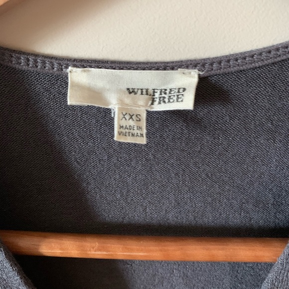 Aritzia Wilfred free crop top - Picture 2 of 2